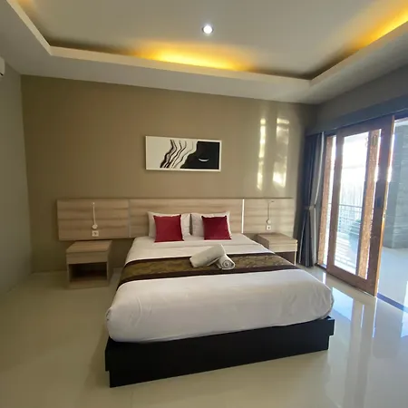 Rusty Seminyak